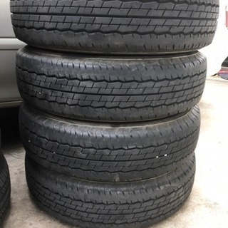 195/80R15 ダンロップ ハイエース純正LTタイヤ