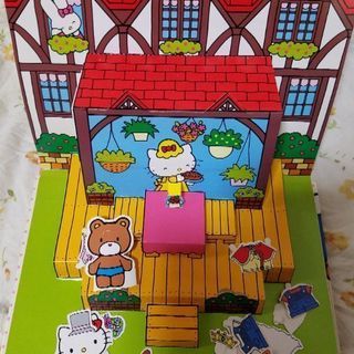 キティちゃん ポップアップ絵本  2冊 おまけ付きの画像