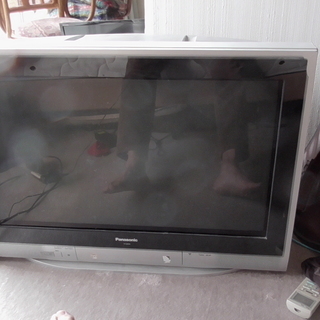 ブラウン管テレビ32インチ