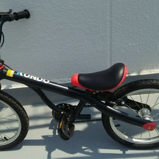 子供自転車　BMX？