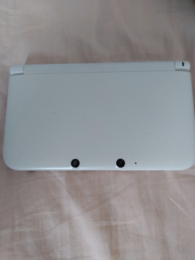 3DS LL　タッチペン\u0026ACアダプタ付　モンハン4G\u0026クロスの2本ソフト付
