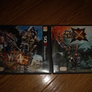 3DS LL　タッチペン&ACアダプタ付　モンハン4G&クロスの2本ソフト付の画像