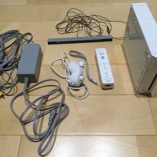 任天堂  Wii 本体、ソフト3本セットの画像