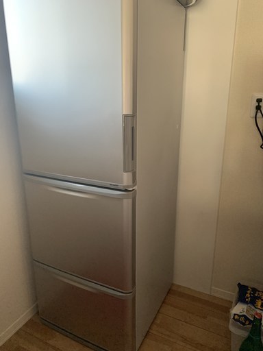 美品！ 17年製 シャープ 冷蔵庫 SJ-W352C-N 容量350L 3ドア