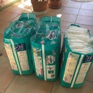 介護用品 ライフリー うす型軽快 パンツ