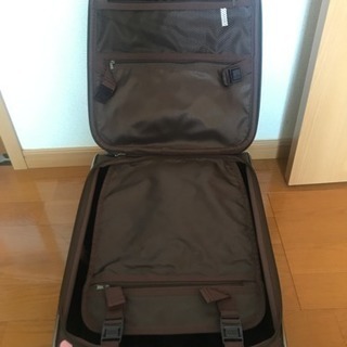 水玉模様 スーツケース 譲りますの画像