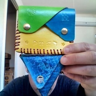 ハンドメイド作品　天然牛革１００％　小銭入れ・名刺入れ・腕輪　他の画像