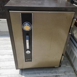 耐火 金庫