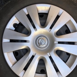 スタッドレス ５穴 15インチ NISSANセレナで使用。の画像