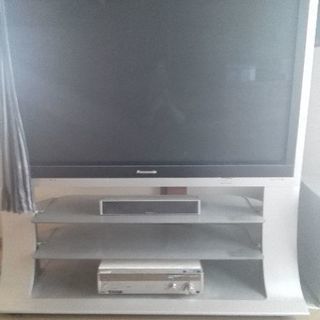 ジャンク　テレビ　差し上げます。
