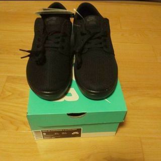 新品Nike スニーカー