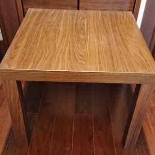 【交渉中】IKEAのテーブル小(2個)