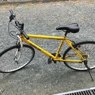 値下げしました！ クロスバイク 26インチ 6段変速 Graphis bike GR333