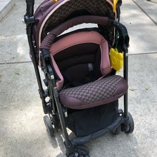 コンビベビーカー 【新生児から使えます！】の画像