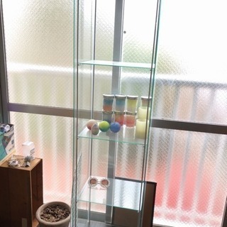 IKEA ガラスキャビネット ダークブラウン