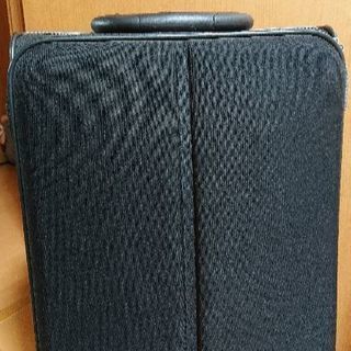 キャリーケース