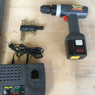 電動ドライバーの画像