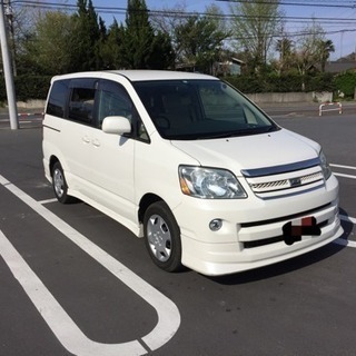 ノア 16年式 ナビ◉両側パワースライドドア付き！現車確認歓迎！！の画像