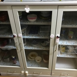 食器棚