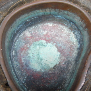 天然木使用の火鉢・時代物　銅板の落としの画像