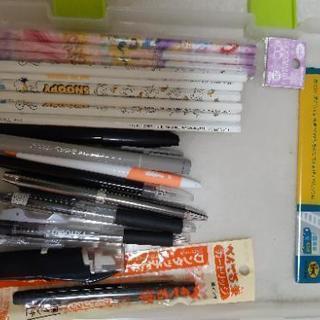 筆記用具(いろいろ)(受け渡し予定者様決定中)