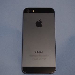 ★　iPhone５(64GB) au用　BLACK★の画像