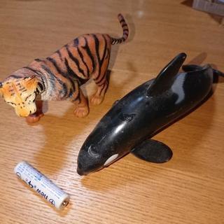 アニマルフィギュア虎、シャチ