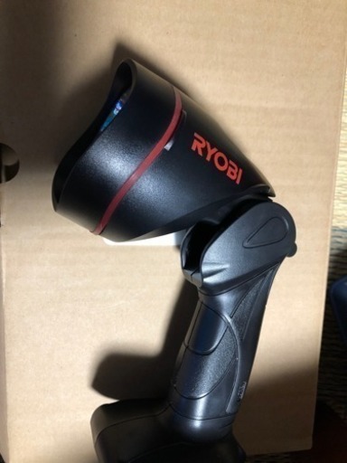 RYOBI充電式ドライバドリル2個、フラッシュライトセット