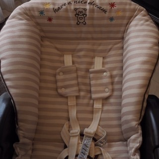 お値下げしました！美品！アップリカ/ユラリズム/ハイ&ローベッドチェアの画像