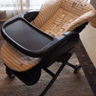 お値下げしました！美品！アップリカ/ユラリズム/ハイ&ローベッドチェアの画像