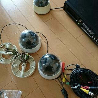 防犯カメラとレコーダー
