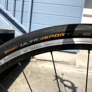 【5/18までに引取り手いなければ手放します】GIANT Defy3 Red シマノSORA 新品タイヤ・ブレーキシュー付きの画像