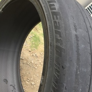 20インチ、タイヤの画像