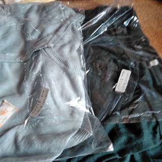 女性スプリング・セーター色違いセットの画像