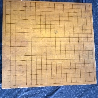 囲碁盤と碁石の画像