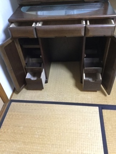 ドレッサー