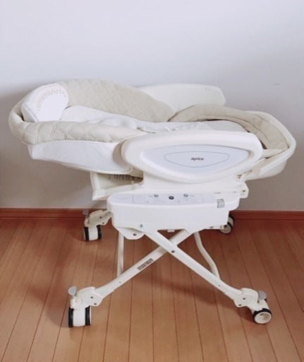 運びます電動ハイローチェアアップリカココチーノオートDX【5月26日