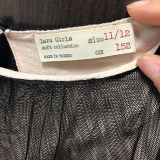 zara ほぼ新品 女の子 140ぐらいのサイズの画像