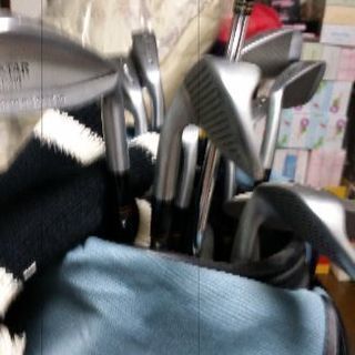 テーラーメード　ハーフセット　タイトリストゴルフバックの画像