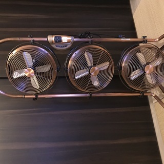 扇風機・メタル・3段独立・美品・インテリア性高の画像