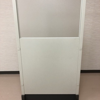 ガラスパーテーション　高さ154×幅83㎝