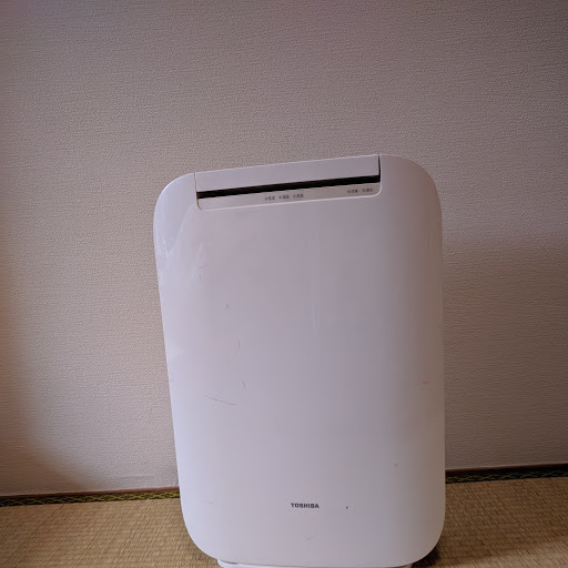東芝　除湿器