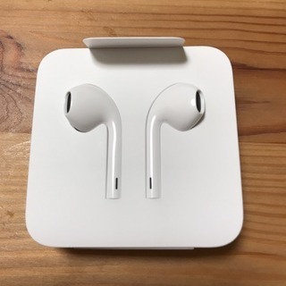 iPhone 純正イヤホンの画像