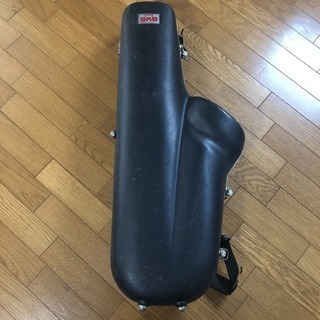 テナーサックスケースの画像