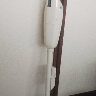 Makita 充電式クリーナー CL105D(N)の画像
