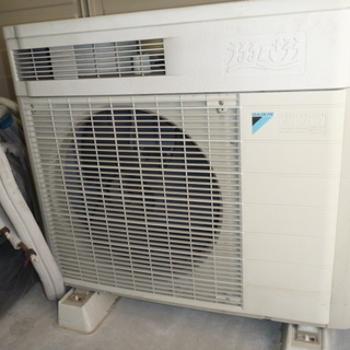 ダイキンのエアコン木造南向き和室冷房8畳、2.8KW。除湿、加湿、空清、換気タイプ。の画像