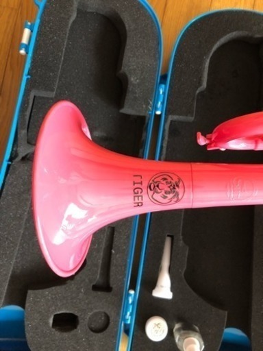 トランペット プラスチック タイガー ピンク