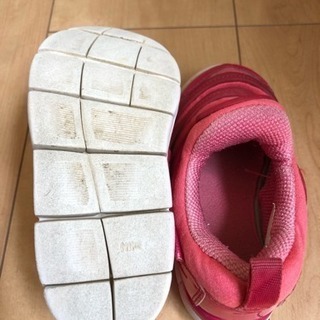 NIKE ダイナモ ピンク 13㎝の画像
