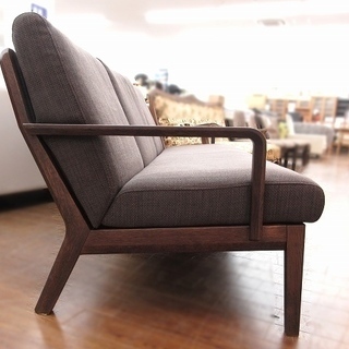 カリモク 3人掛けソファーの画像