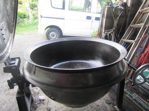 土台ハンドル付き 大型ステンレス鍋　シーメーナービー